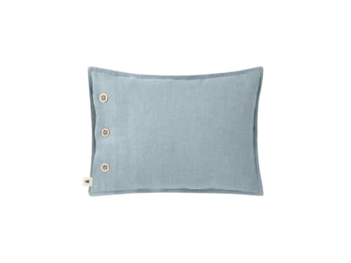 Easy Buttons Linen Cushion  30 x 40 cm in Pale Blue