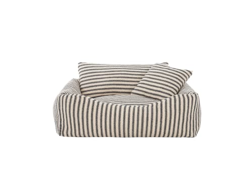 Woofins Small Dog Bed in Stripe