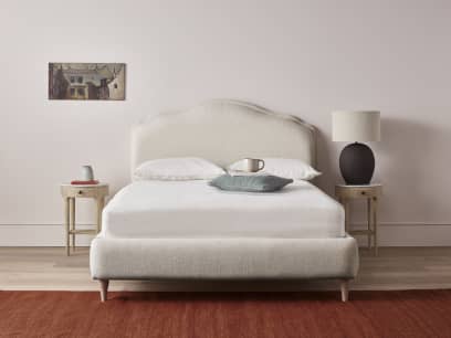 Sugar Puff Bed in Whipped Cream White Boucle