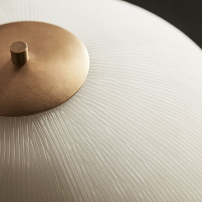 Shroomy Table Lamp in Brass