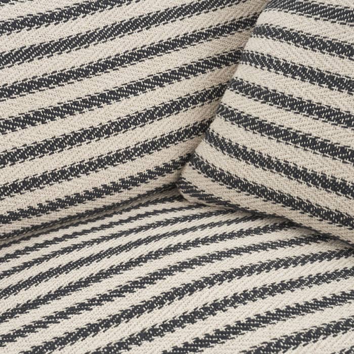 563633 woofins dog bed in stripe detail 2