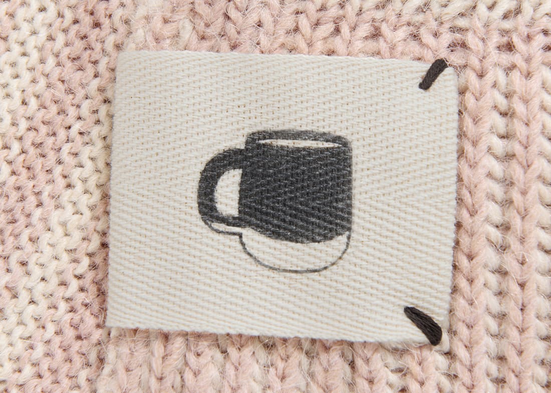 Easy Knit Blanket in Pink