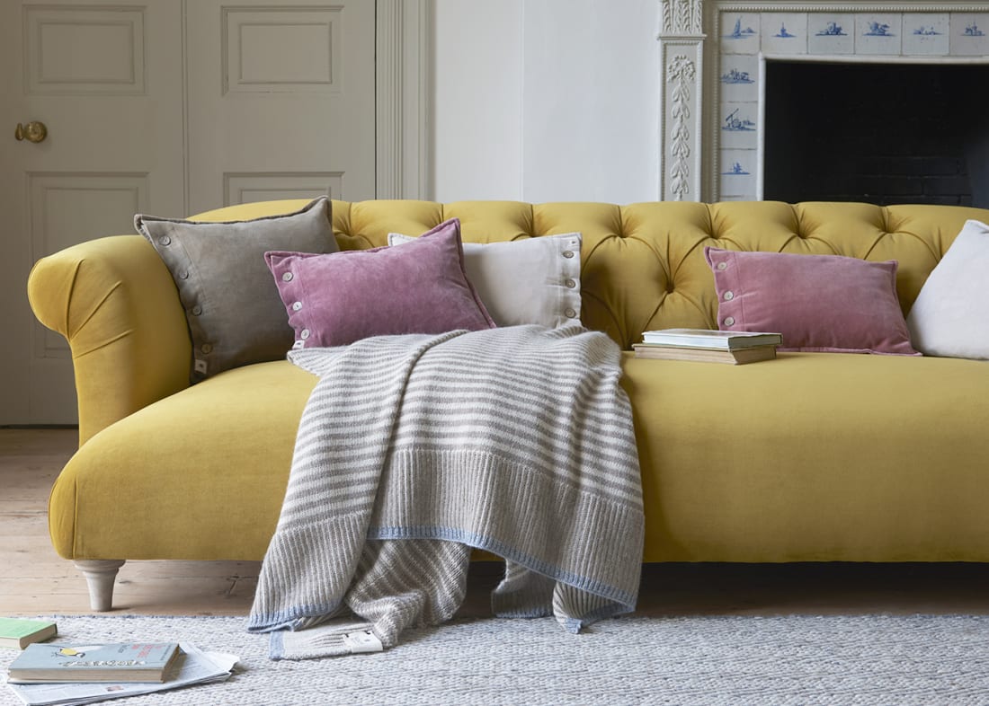 Easy Knit Blanket in Oatmeal