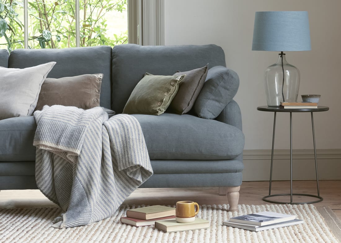 Easy Knit Blanket in Cosy Grey