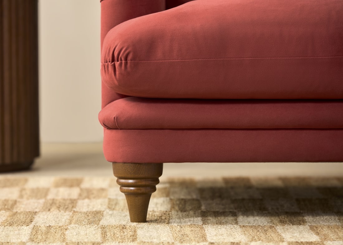 ITEM-002263 KINGPIN ARMCHAIR TOFFEE AAPPLE TWILL DETAIL2