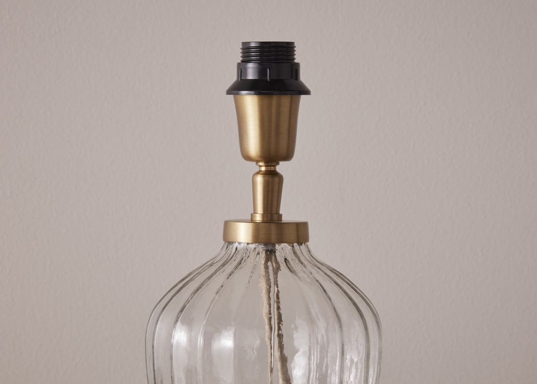 FLUTE LAMP SMALL DETAIL 021-cropped